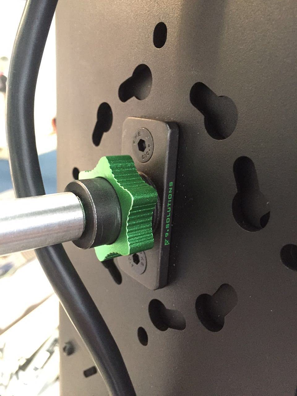 Quick Mount Receiver to Screw Plate, Wood Screws, Magnetic Quick Mount, 9.XA10074