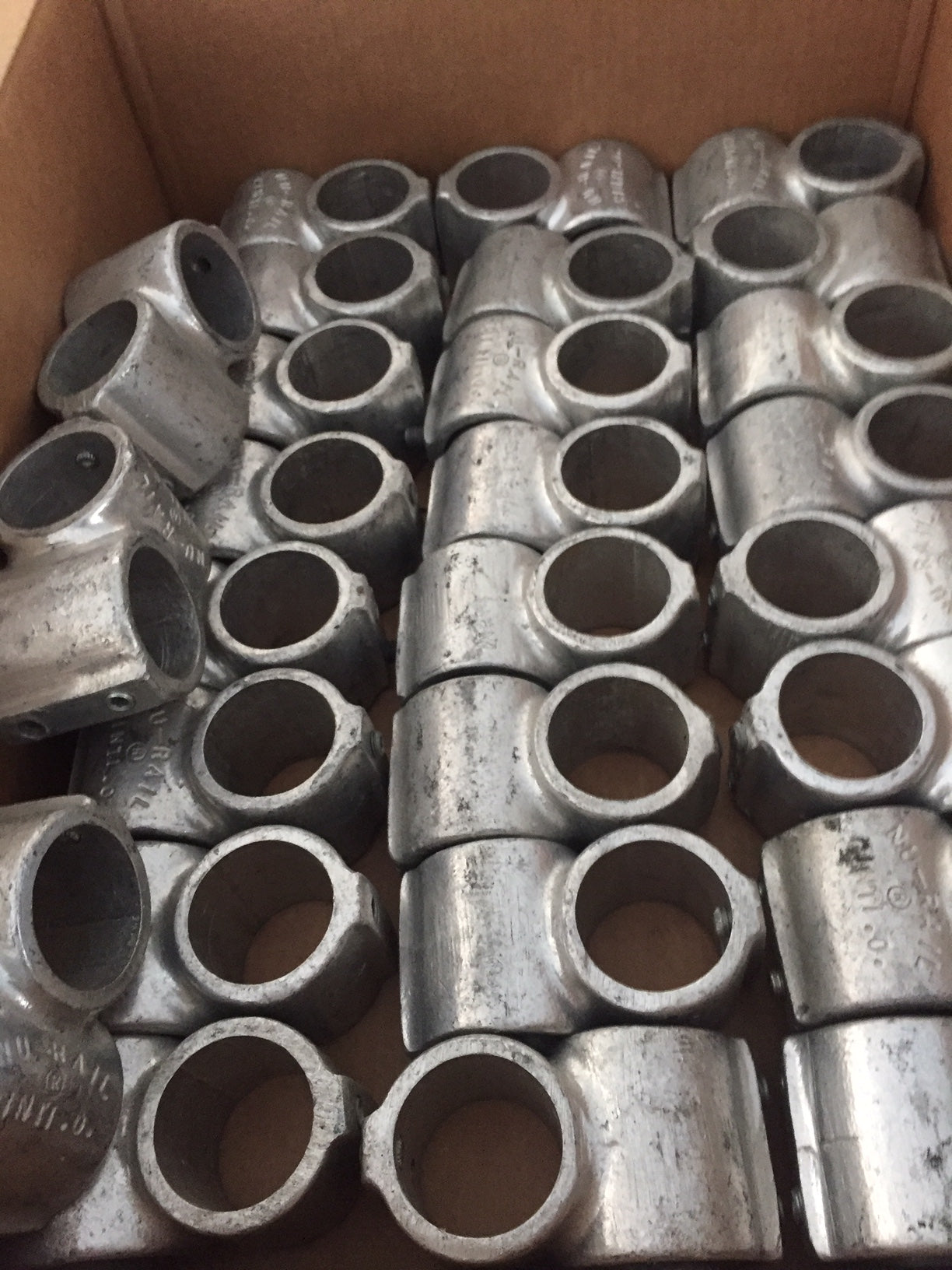 27 -1-1/4" Short Barrel Cross Speedrail Fittings- On Clearance