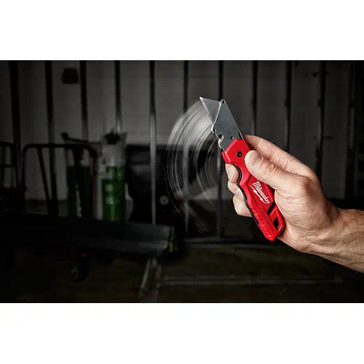 Milwaukee 48-22-1502 Fastback Folding Utility Knife with 5 Blade Storage - Grip Support Store